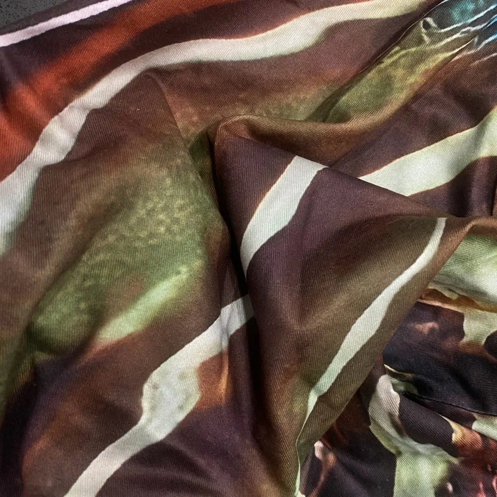 One-Shoulder Multicolor Top - Picture 3 of 3